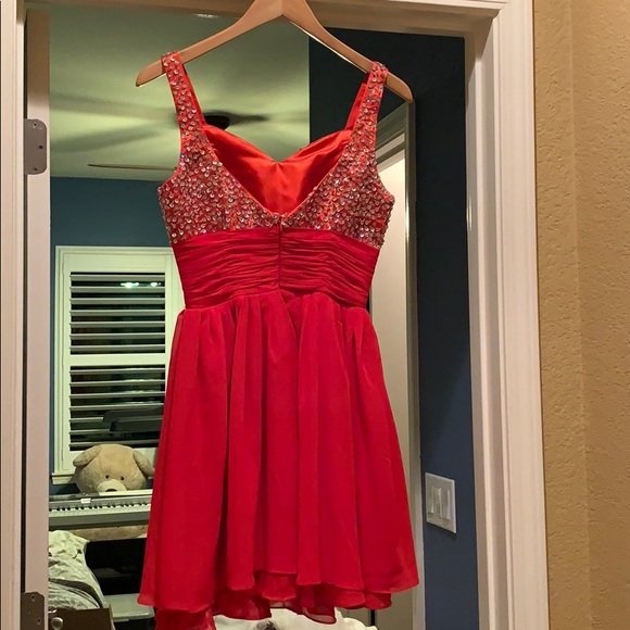 Homecoming dress - Picture 2 of 2